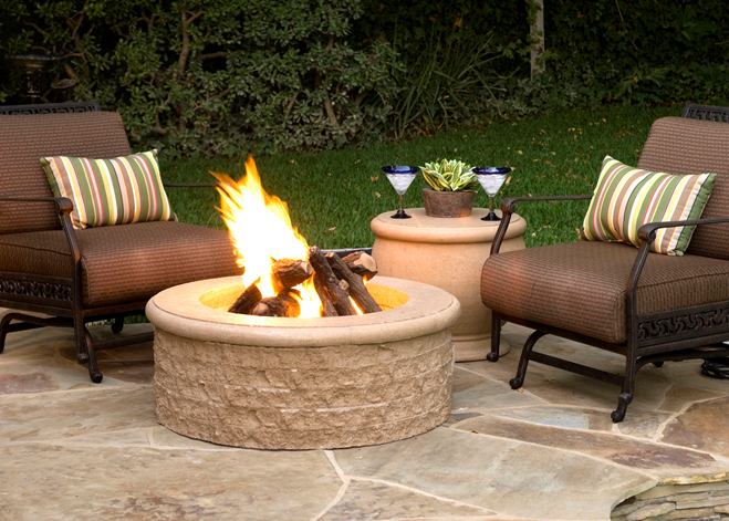 Chiseled Fire Pit with Electronic Ignition + Free Cover - American Fyre Designs | Outdoor Heat Direct
