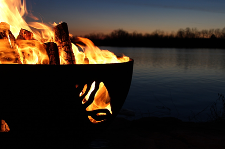 Fire Pit Art Beachcomber Fire Pit + Free Weather-Proof Fire Pit Cover | Outdoor Heat Direct