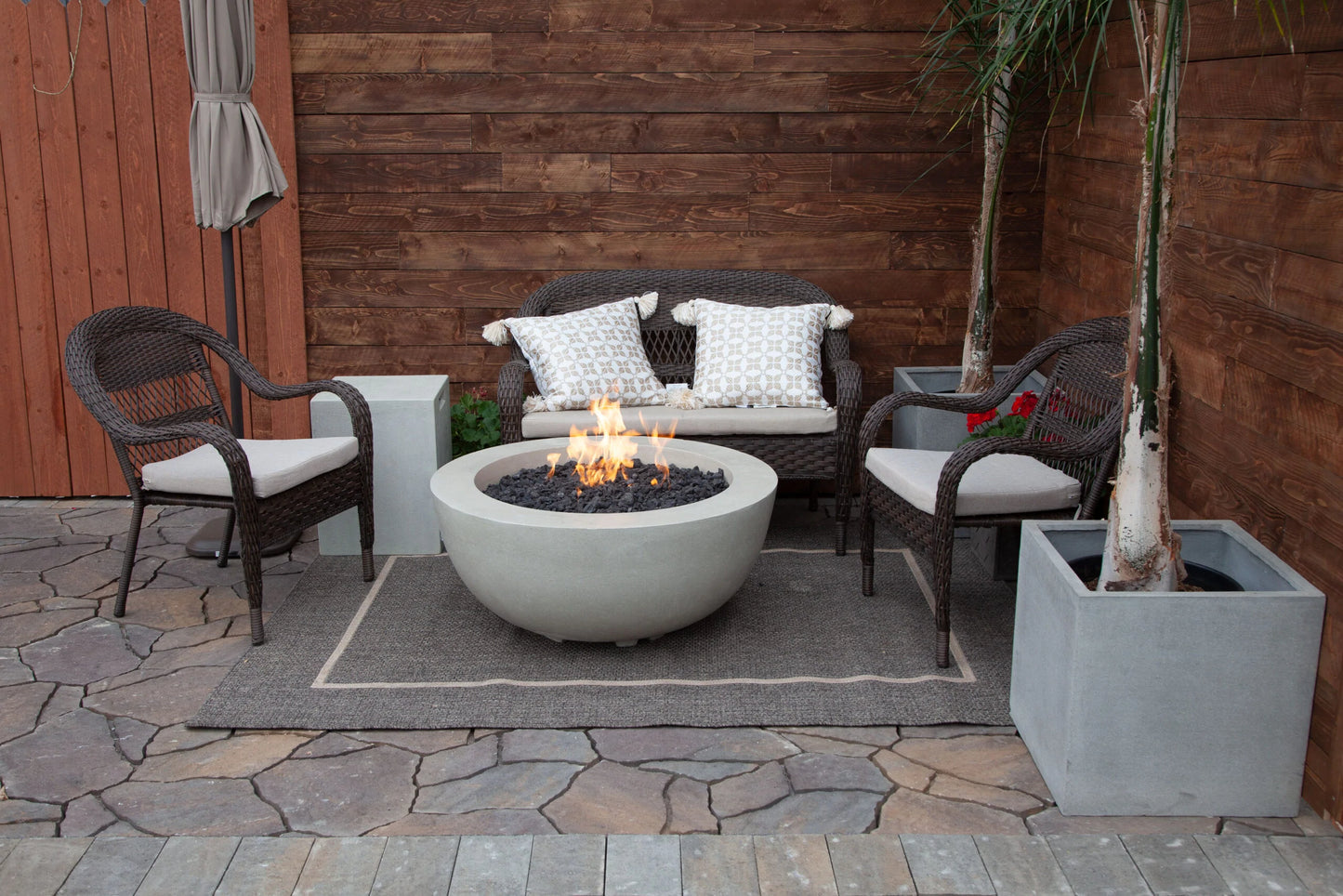 Fire Bowl 39" Moderno 8 by Prism Hardscapes+ Custom Cover(Lead Time 2-3 weeks)