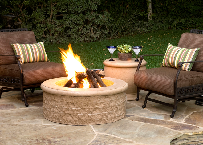 American Fyre Designs Chiseled Fire Pit with Electronic Ignition + Free Cover - The Fire Pit Collection