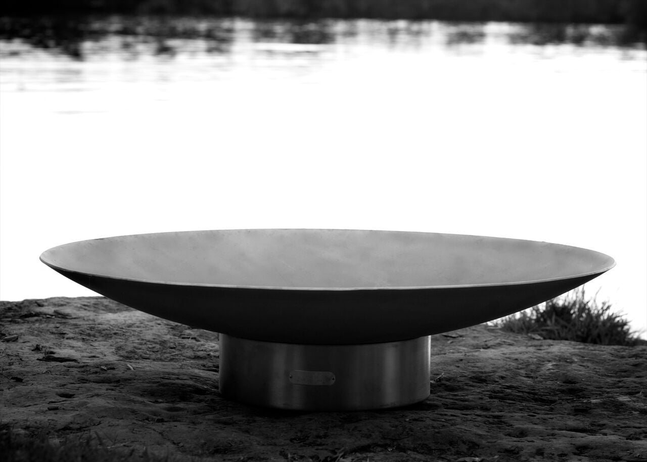Steel Fire Pit: Bella Vita Stainless  - Free Cover ✓ [Fire Pit Art] | Outdoor Heat Direct