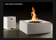 Load image into Gallery viewer, Square Fire Table Horizon 36&quot; with Electronic Ignition - Free Cover ✓ [Slick Rock Concrete]